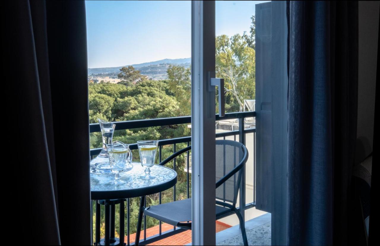 Riviera Hotel Xilókasztro Kültér fotó